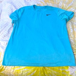 NIKE dri-fit tee